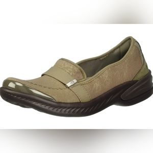 Bzees Loafer shoes size 10